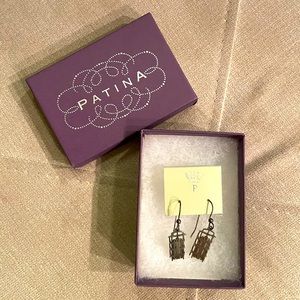 Cute Patina Sled earrings, never worn. Perfect for a playful winter earring!